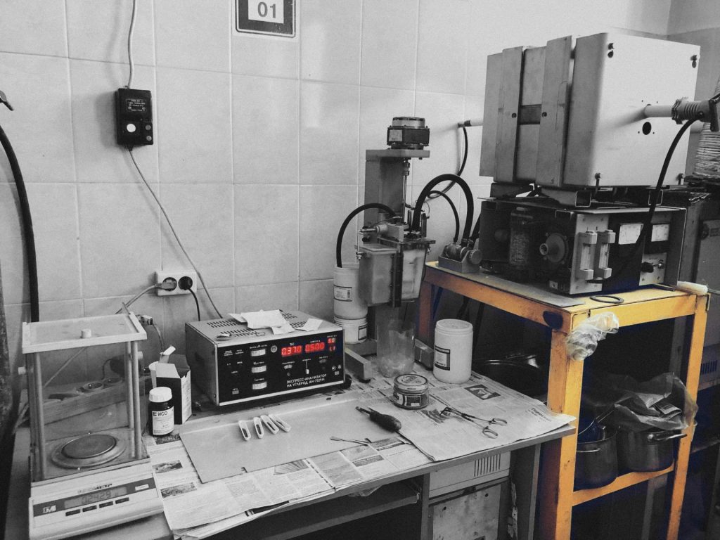 Laboratory equipment and tools